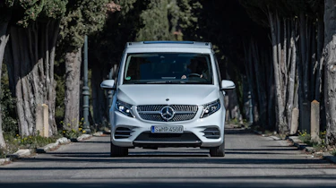 Mercedes V-Class Marco Polo - full front