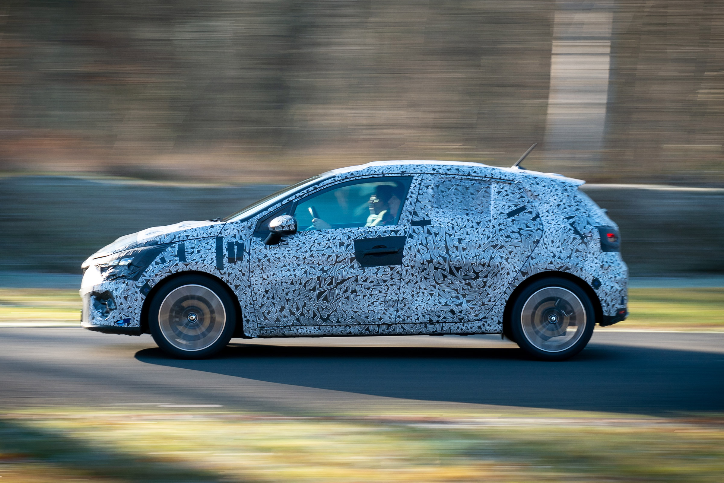 Renault Clio prototype - side