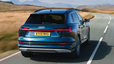 Audi e-tron - rear