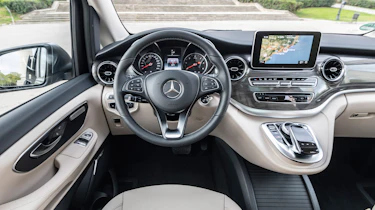 Mercedes V-Class - dash