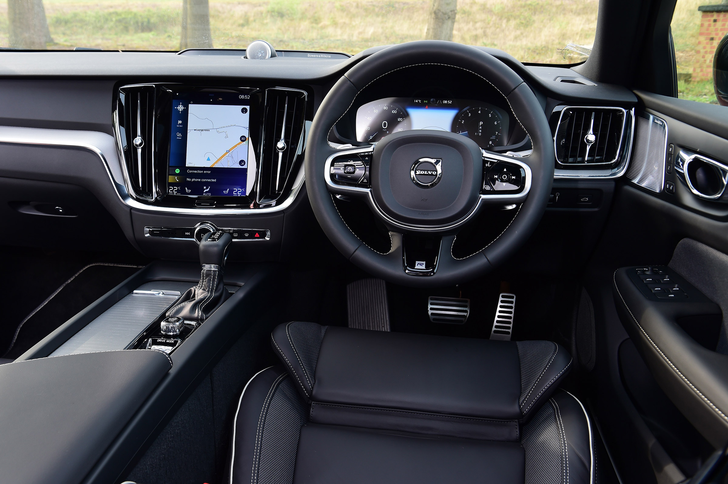 Volvo S60 - dash