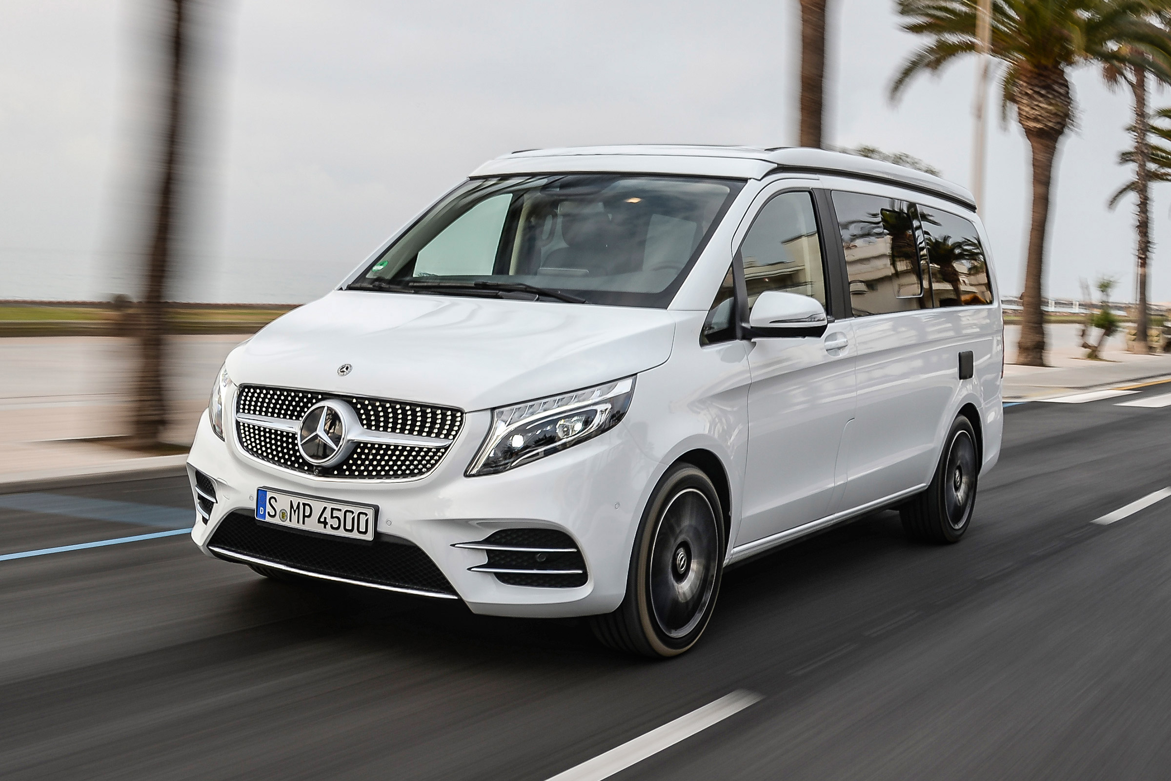 Mercedes V-Class Marco Polo - front tracking