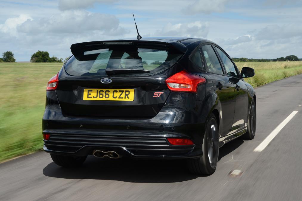 Used Ford Focus ST - rear action