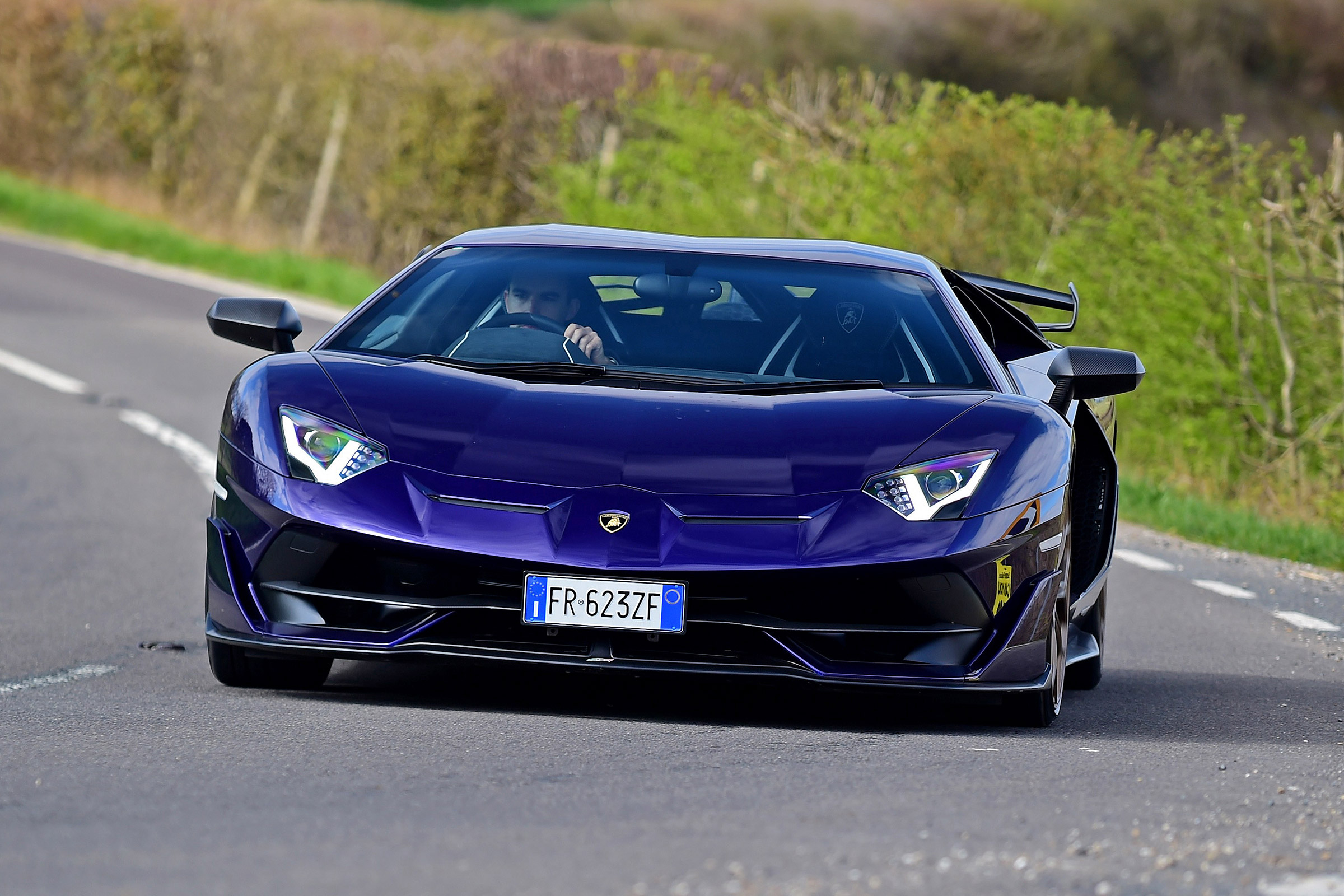 Lamborghini Aventador SVJ - front action