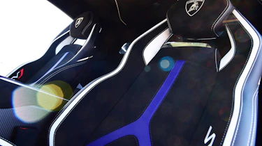 Lamborghini Aventador SVJ - seats