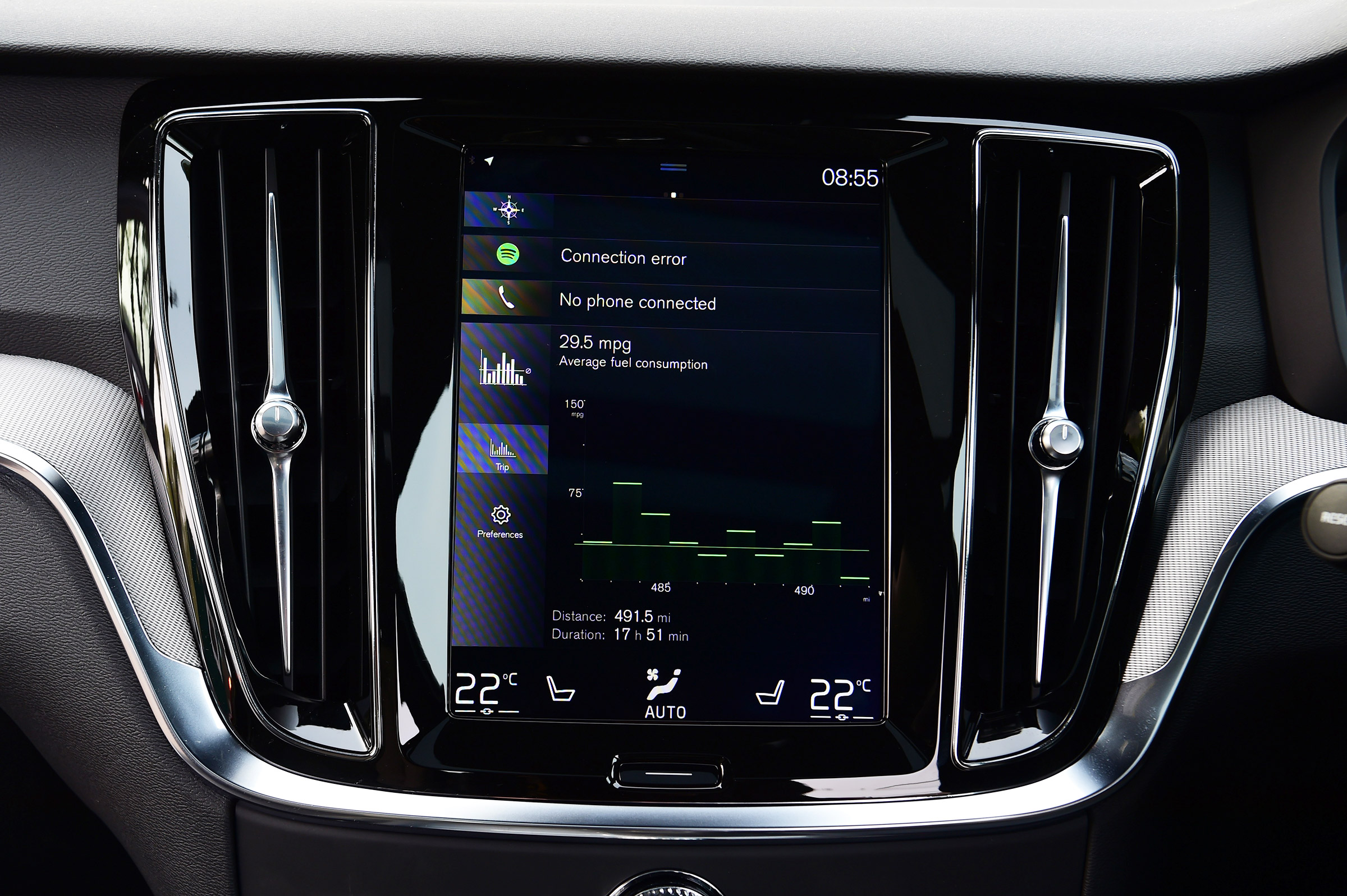 Volvo S60 - infotainment