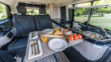 Mercedes V-Class Marco Polo - table