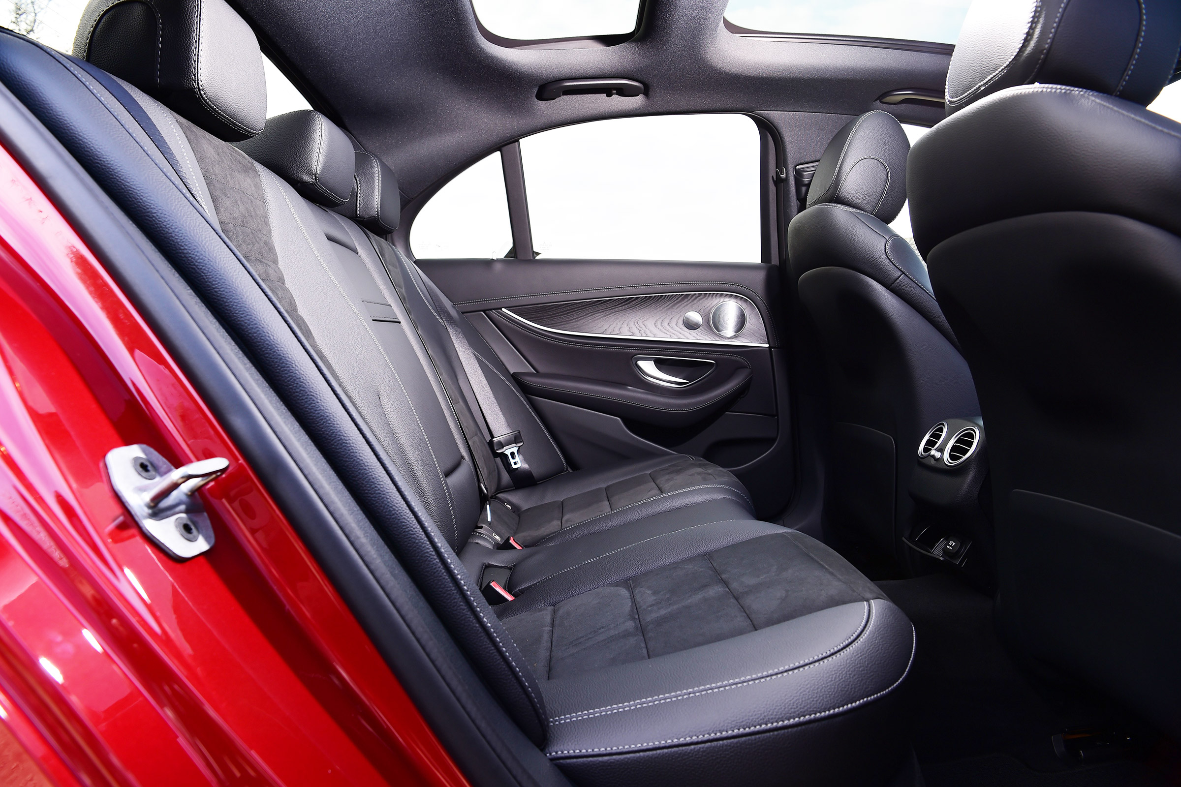 Mercedes E 300 e - rear seats