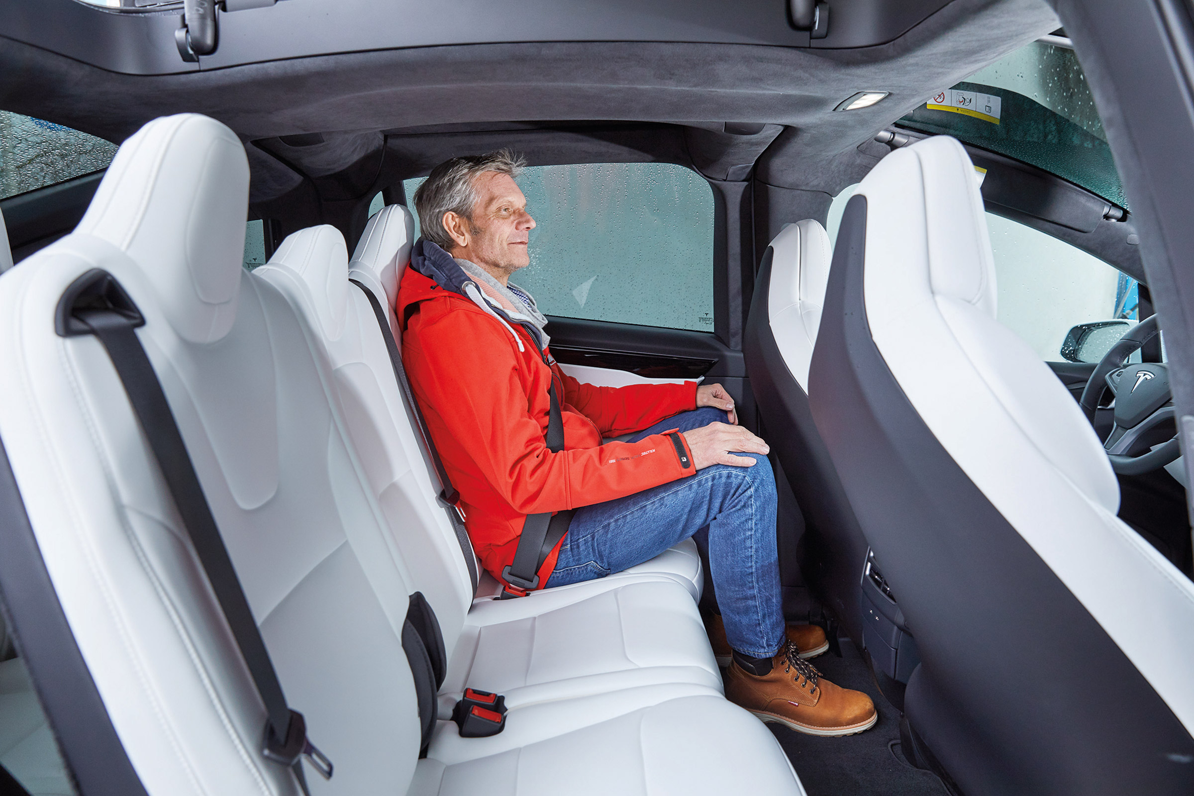 Tesla Model X - rear seats