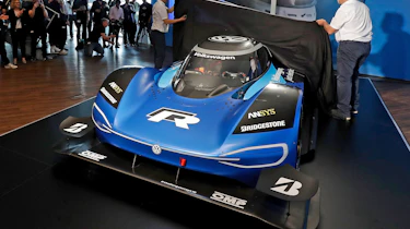 Volkswagen ID. R - reveal