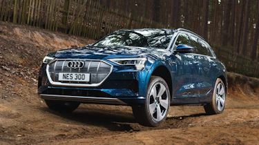 Audi e-tron - off-road