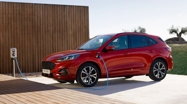 Ford Kuga - charging