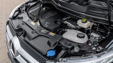 Mercedes V-Class - engine