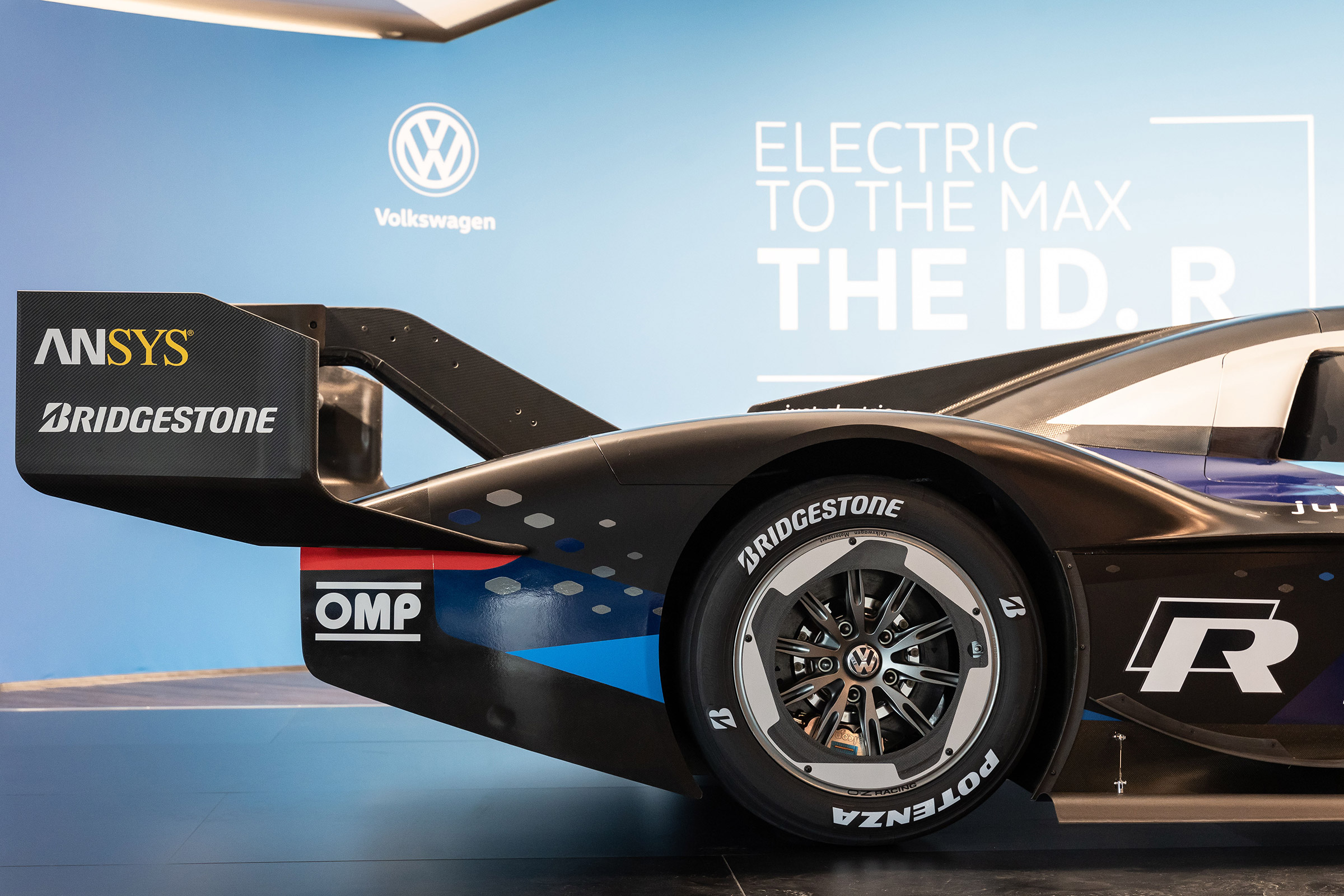 Volkswagen ID. R - wheel