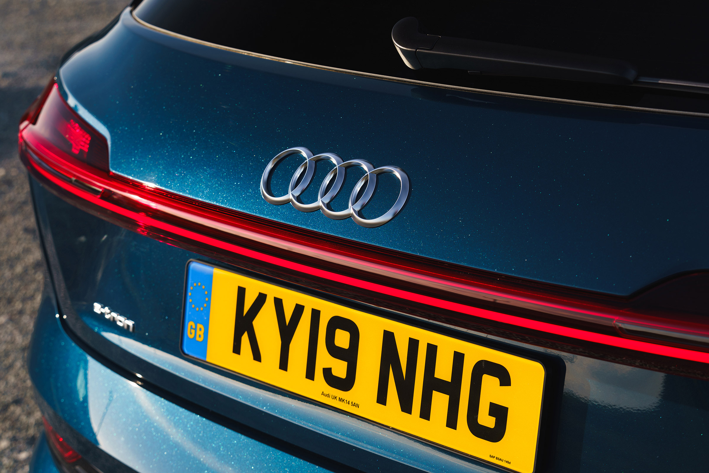 Audi e-tron - rear detail