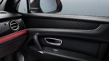 Bentley Bentayga V8 Design Series - door panel