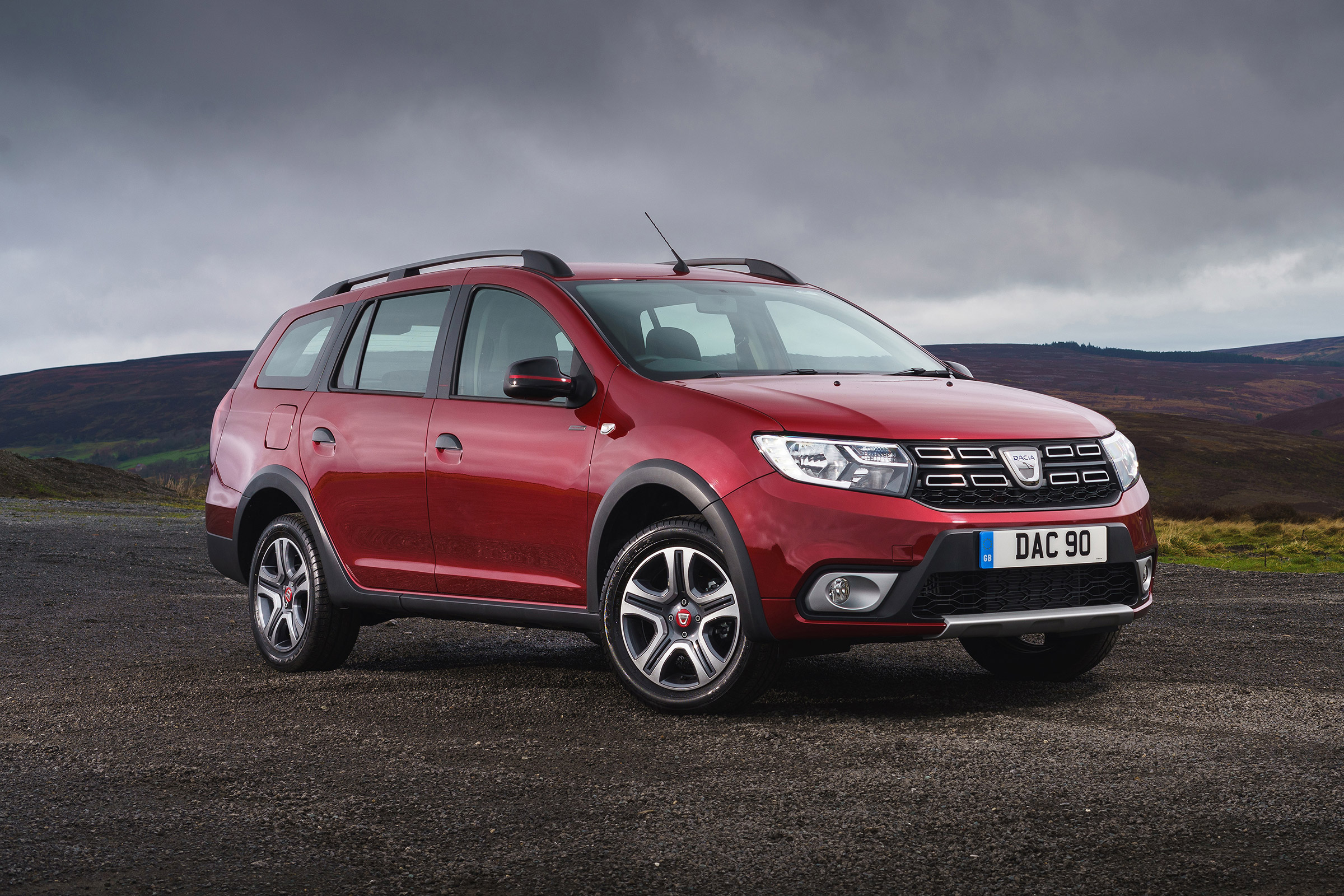 Dacia Logan MCV Techroad - front