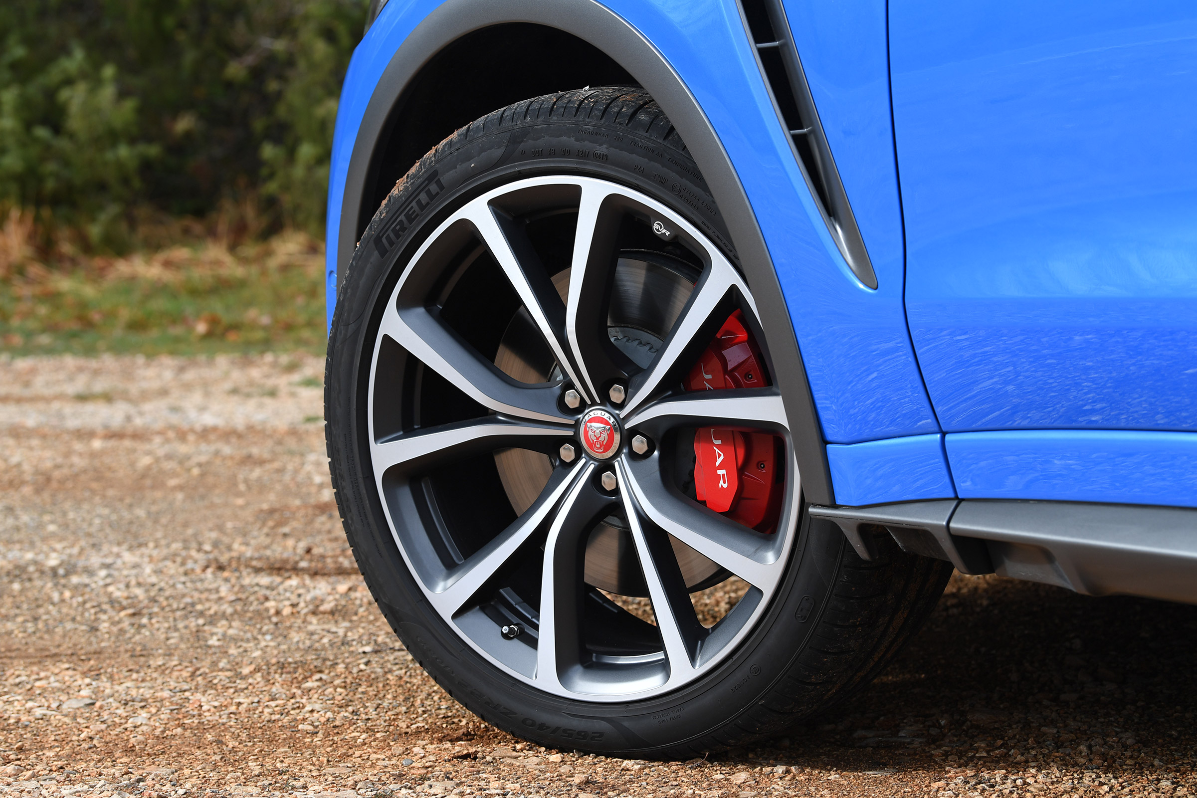 Jaguar F-Pace SVR - wheel
