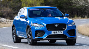 Jaguar F-Pace SVR - front action