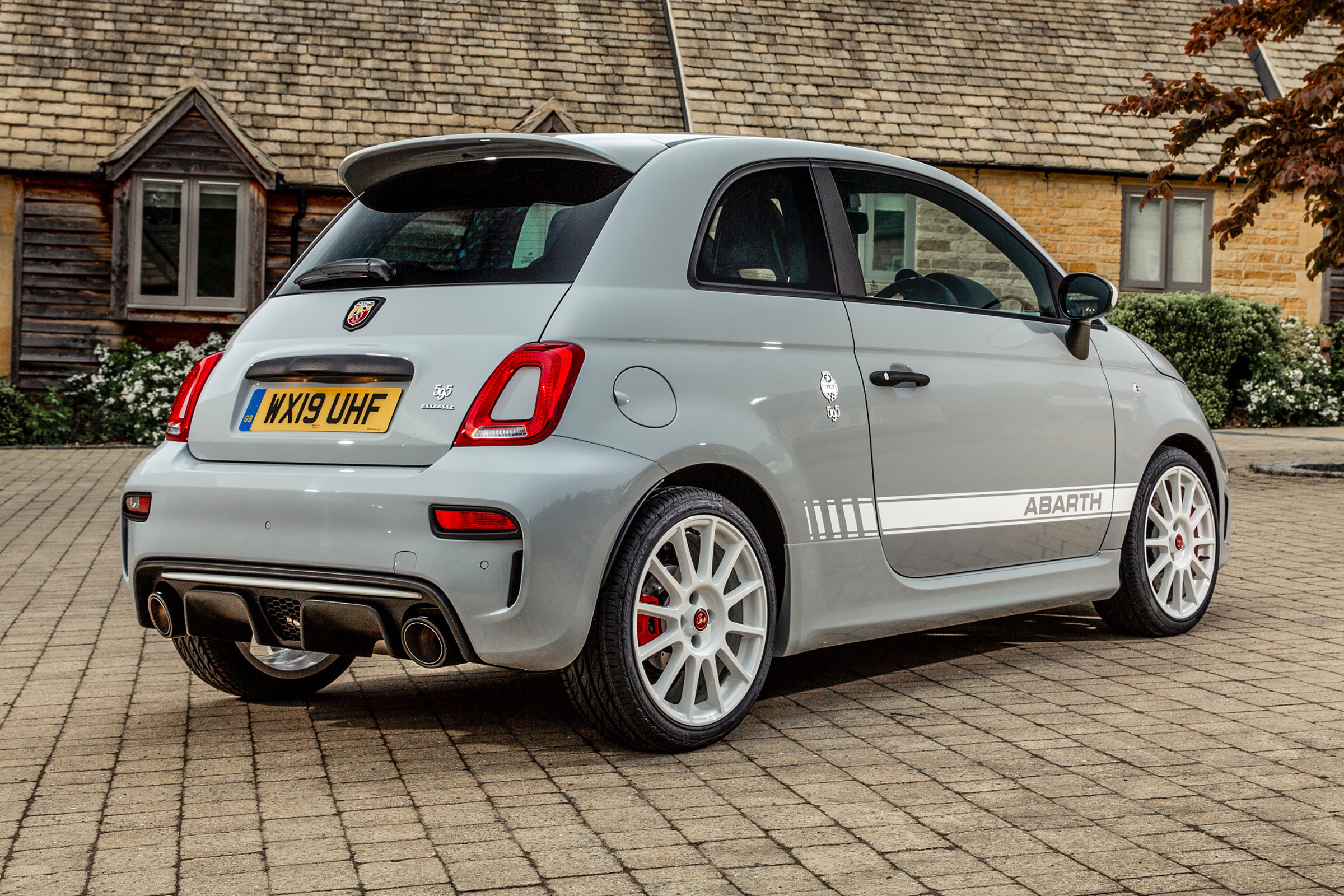 Abarth 595 essessee 70th Edition - rear static
