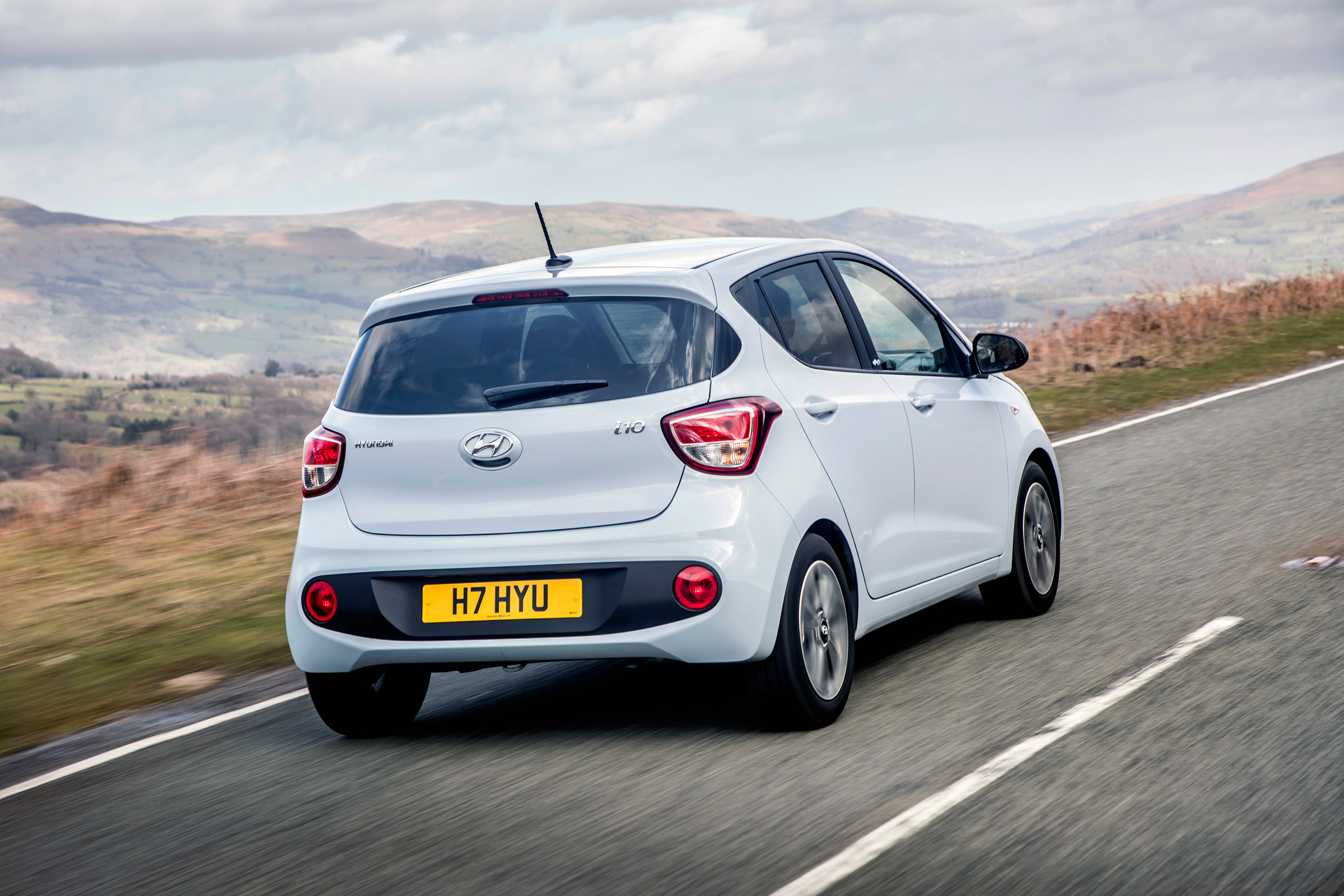 Hyundai i10 Play rear