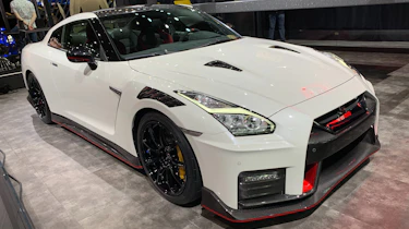 Nissan GT-R NISMO - New York front