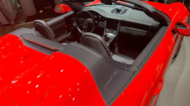 Porsche 911 Speedster - New York - roof