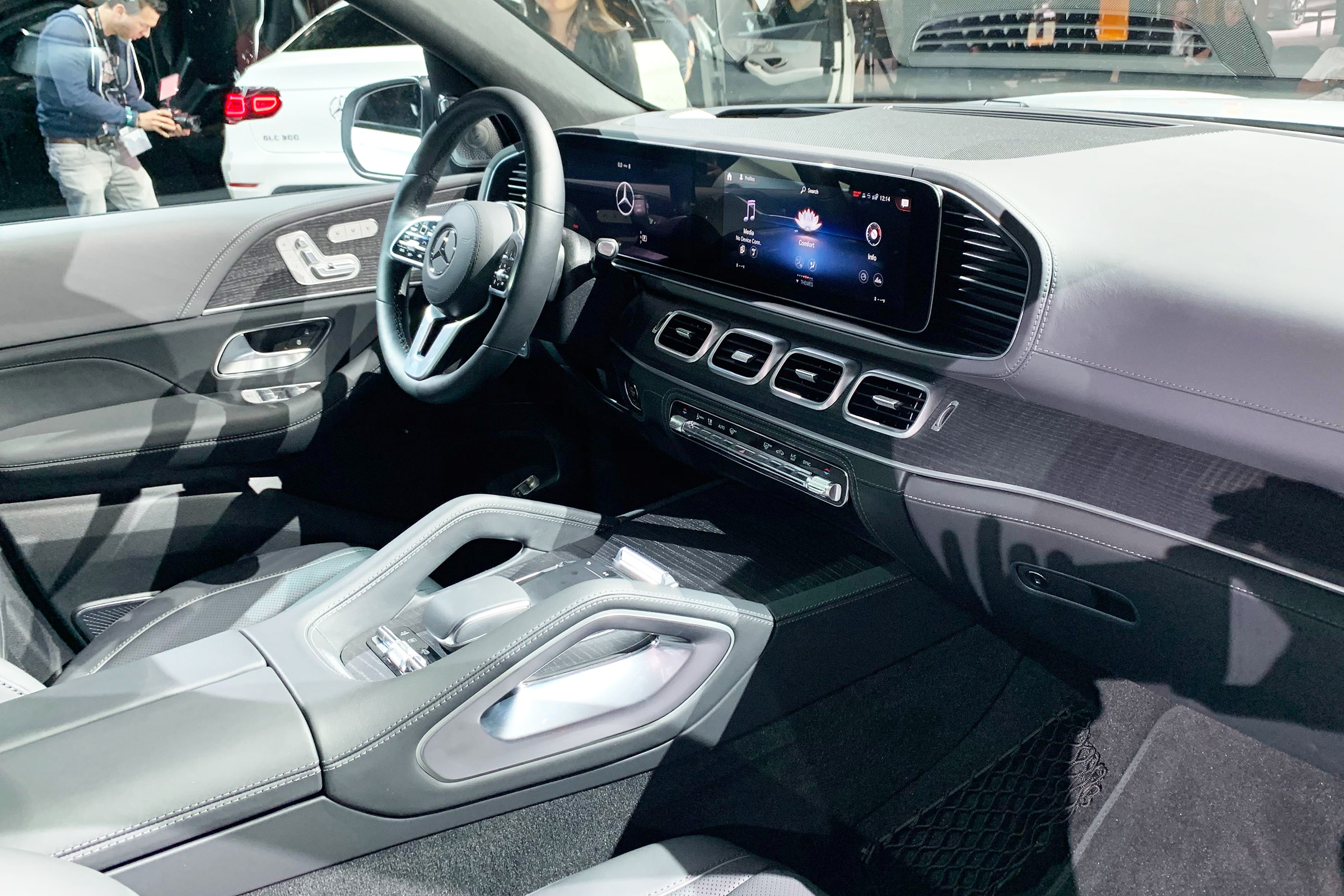 Mercedes GLS - New York dash