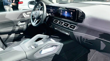 Mercedes GLS - New York dash