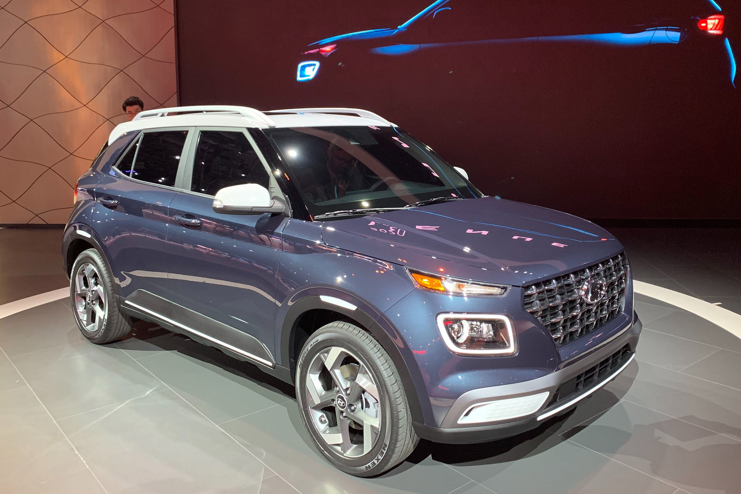 Hyundai Venue - New York front
