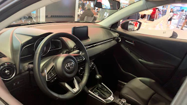 US Toyota Yaris - New York dash