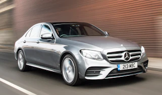 Mercedes E 300 de- front tracking