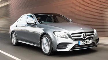 Mercedes E 300 de- front tracking
