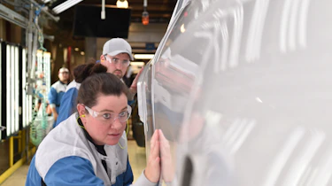 BMW SUVs feature - BMW SUV paint inspection