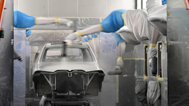 BMW SUVs feature - BMW SUV paint shop