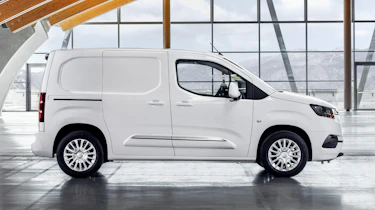 Toyota Proace City van - side