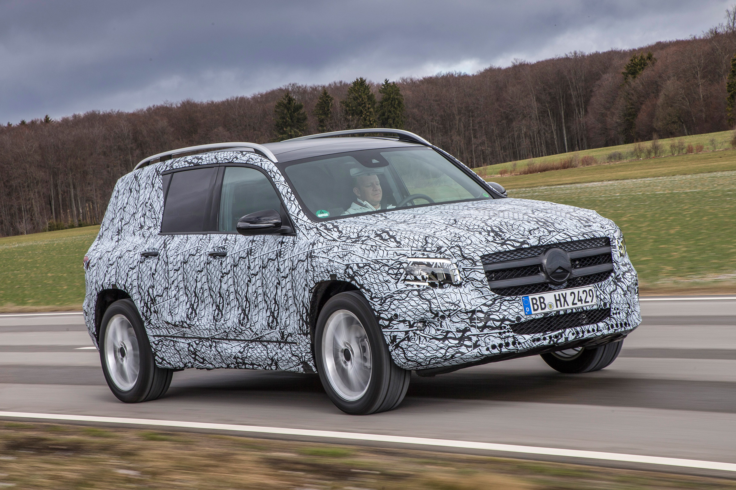 Mercedes GLB prototype - front