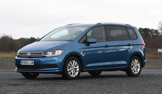 Used Volkswagen Touran - front