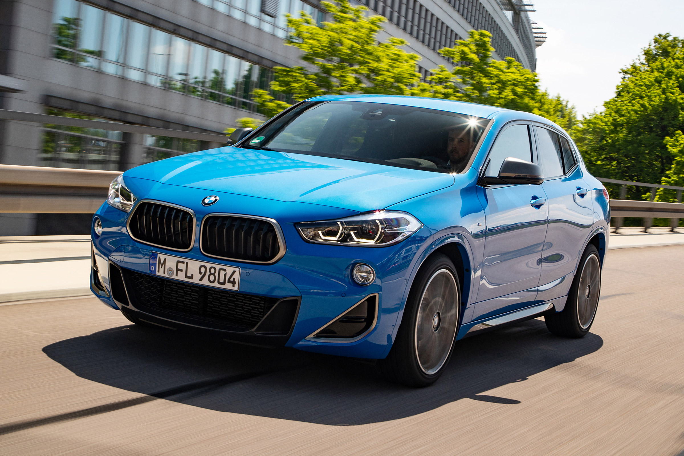 BMW X2 M35i - front