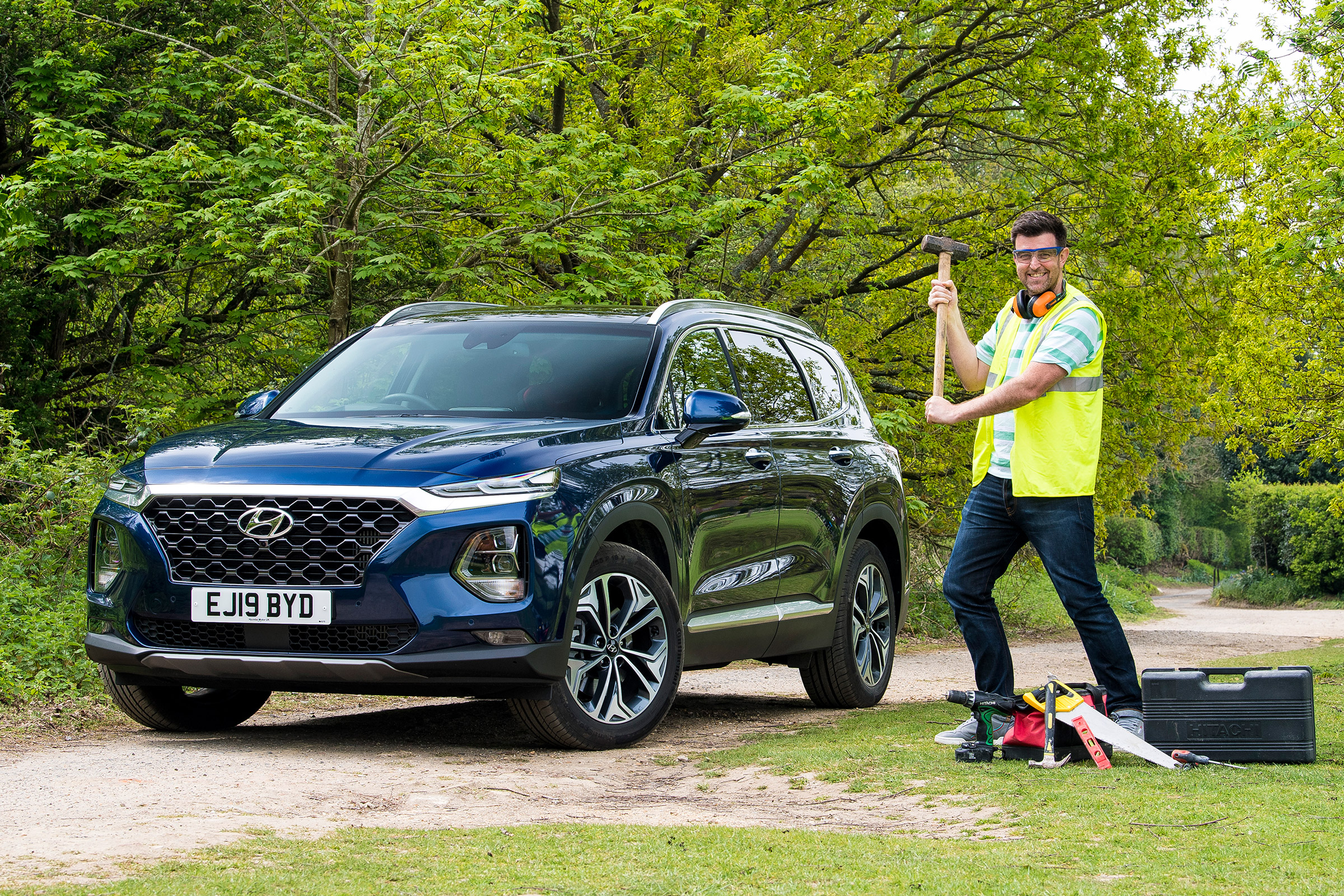 Hyundai Santa Fe - long-term first report header