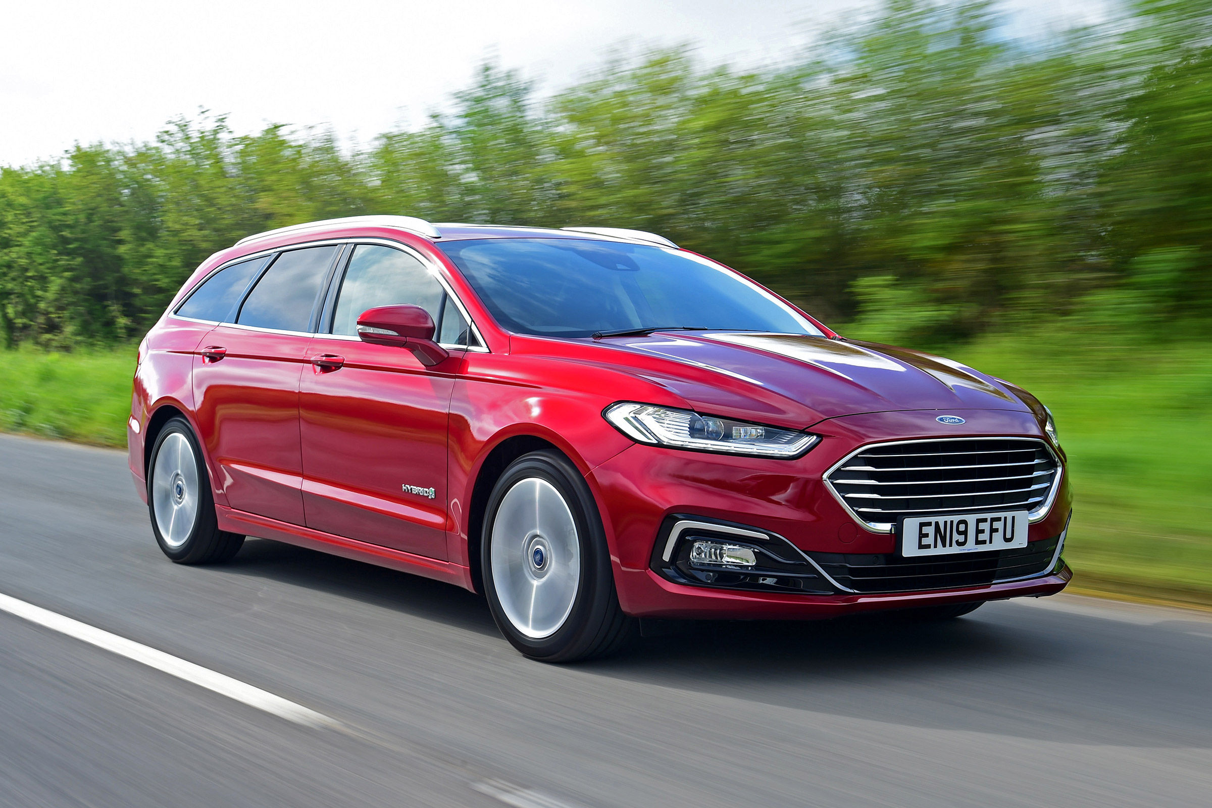 Ford Mondeo Hybrid Estate - front