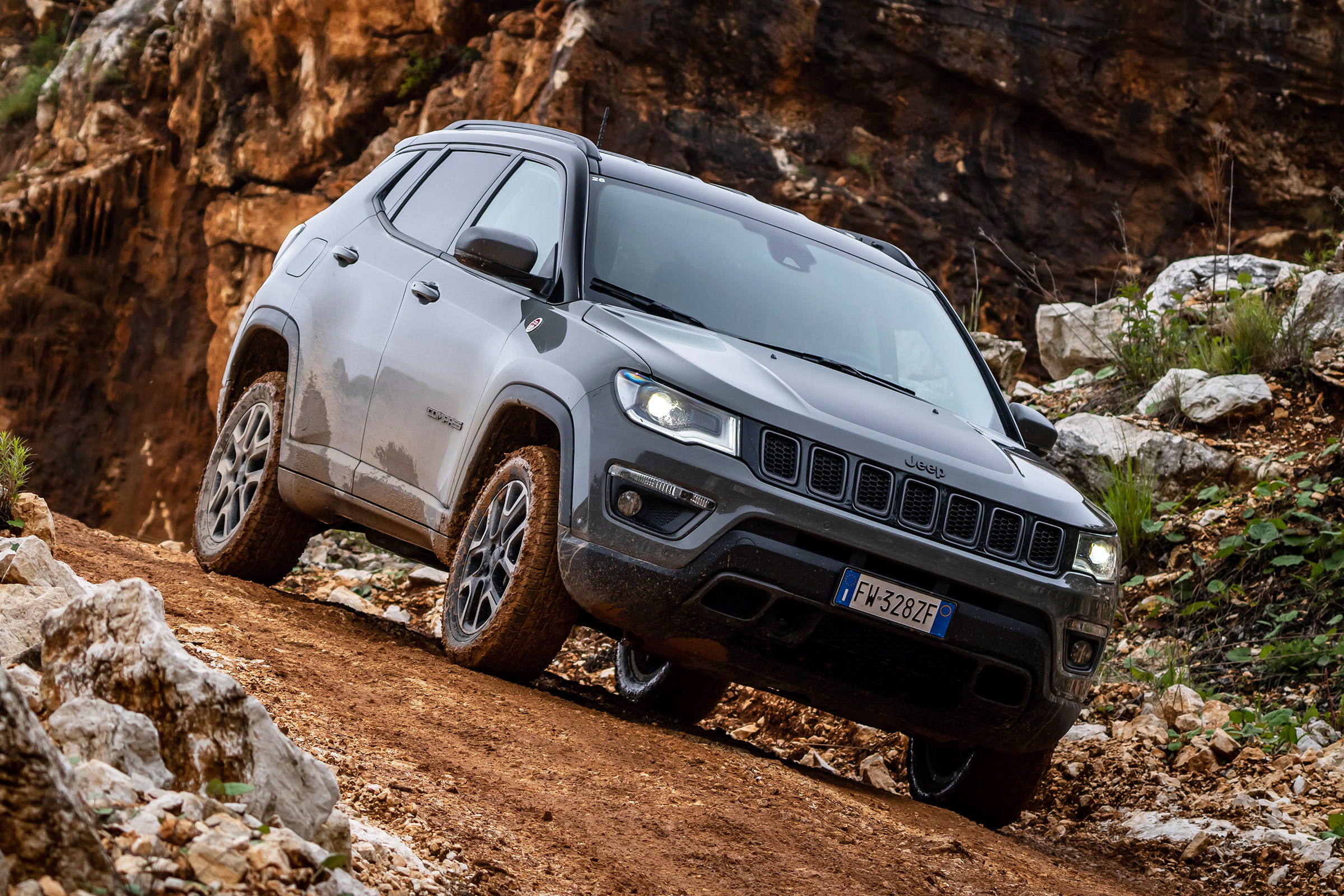 Jeep Compass Trailhawk - front