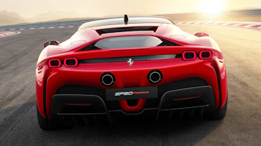 Ferrari SF90 Stradale - full rear