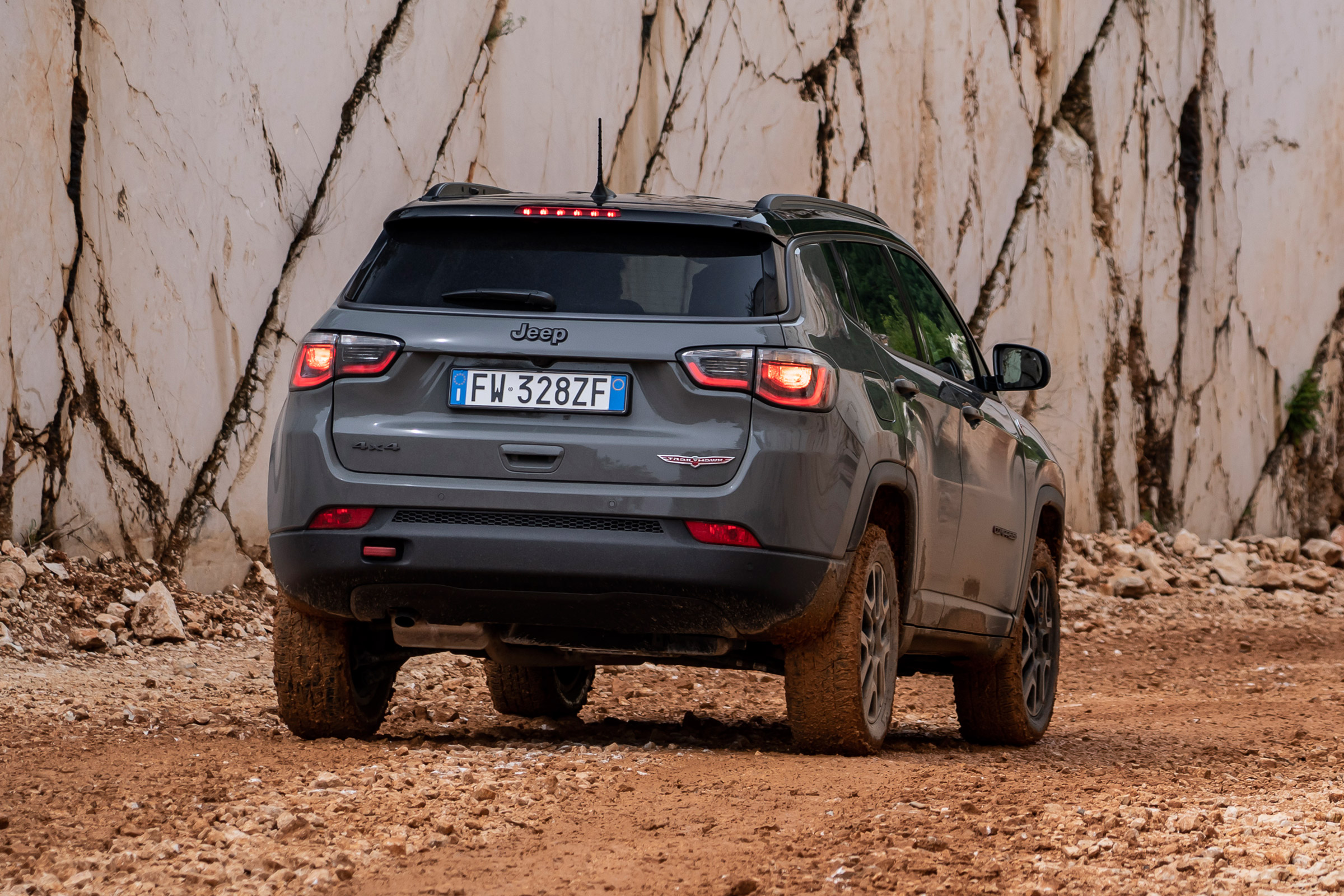 Jeep Compass Trailhawk - rear