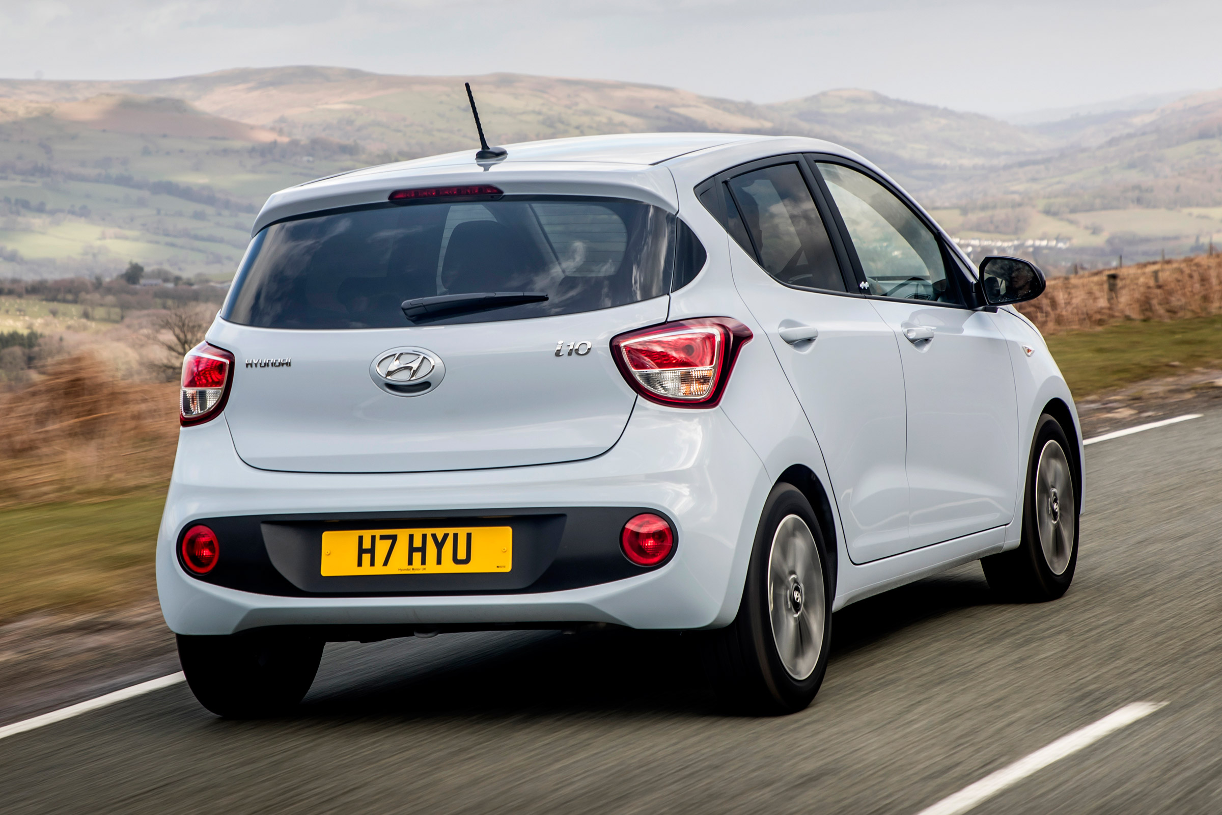 Hyundai i10 Play - rear