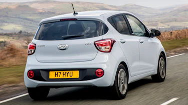 Hyundai i10 Play - rear