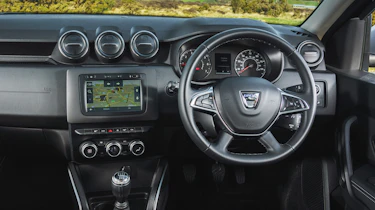 Dacia Duser 4x4 - dash