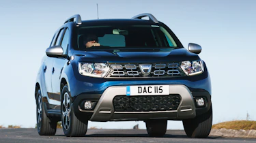 Dacia Duser 4x4 - front cornering