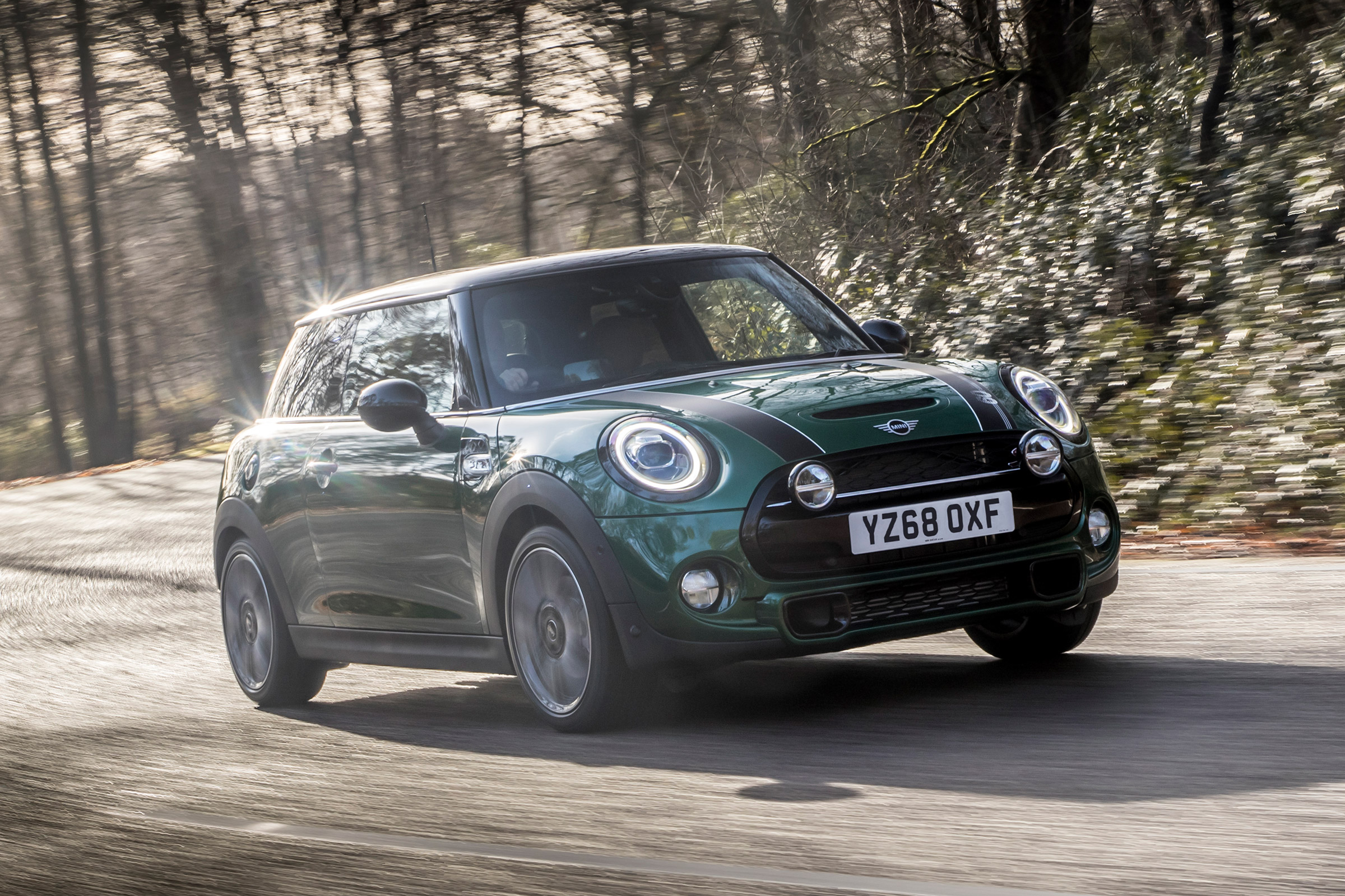 MINI Cooper S 60 Years Edition - front tracking