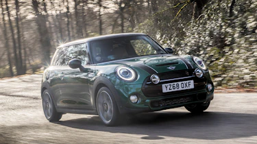 MINI Cooper S 60 Years Edition - front tracking